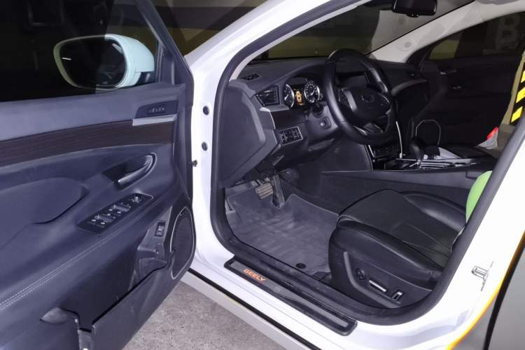 Used Geely Auto Emgrand GT 2017 1.8T Flagship 4G Edition Driver Seat