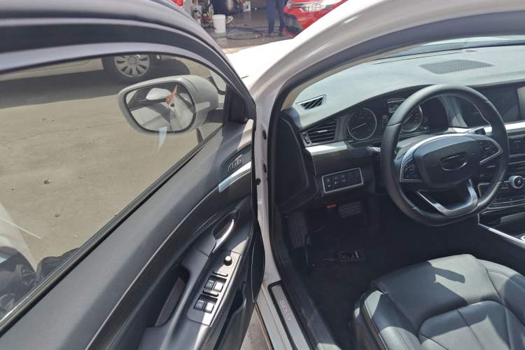 Used Geely Auto Emgrand GT 2017 1.8T Luxury Model Driver Seat