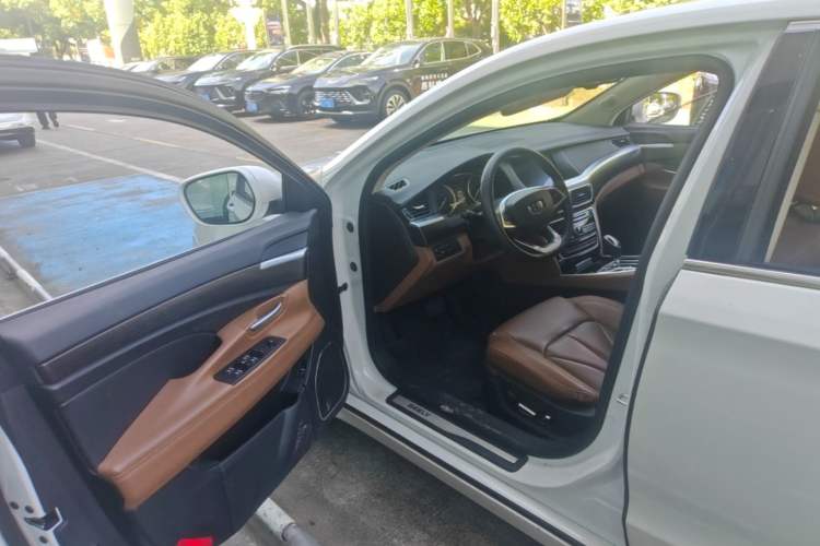 Used Geely Auto Emgrand GT 2017 1.8T Luxury Model Driver Seat