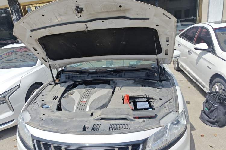 Used Geely Auto Emgrand GT 2017 1.8T Luxury Model Engine Bay