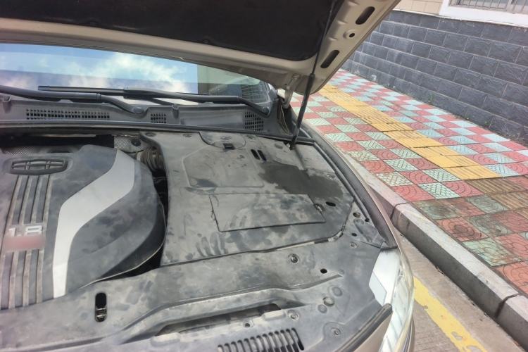 Used Geely Auto Emgrand GT 2017 1.8T Comfort Model Engine Bay Left