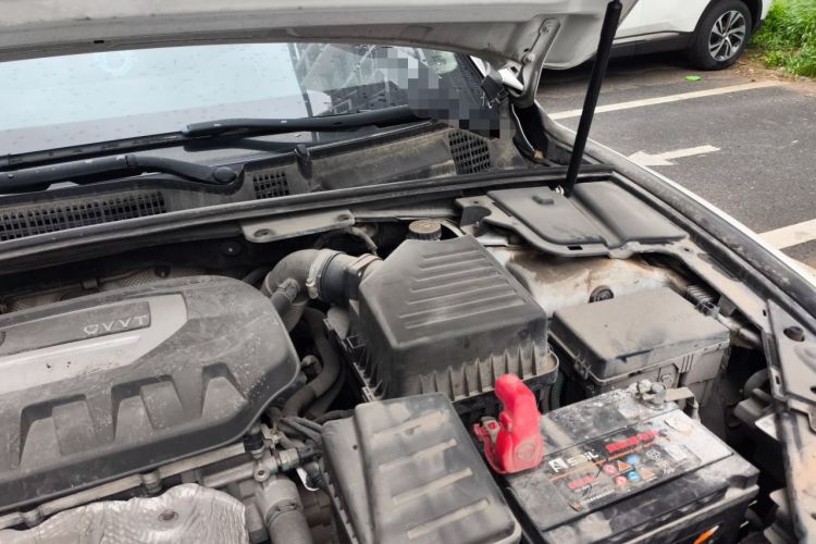 Used Geely Auto Emgrand GT 2017 2.4L Comfort Model Engine Bay Left