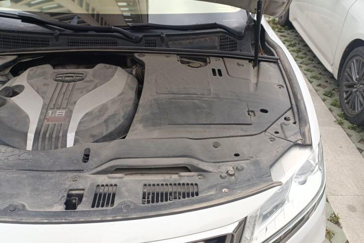 Used Geely Auto Emgrand GT 2017 1.8T Comfort Model Engine Bay Left