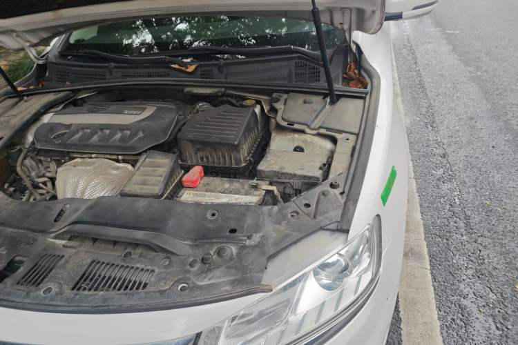 Used Geely Auto Emgrand GT 2017 2.4L Comfort Model Engine Bay Left