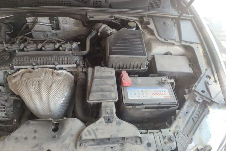 Used Geely Auto Emgrand GT 2017 2.4L Comfort Model Engine Bay Left