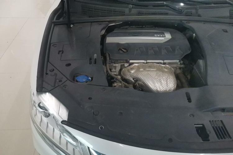 Used Geely Auto Emgrand GT 2017 2.4L Luxury Model Engine Bay Right