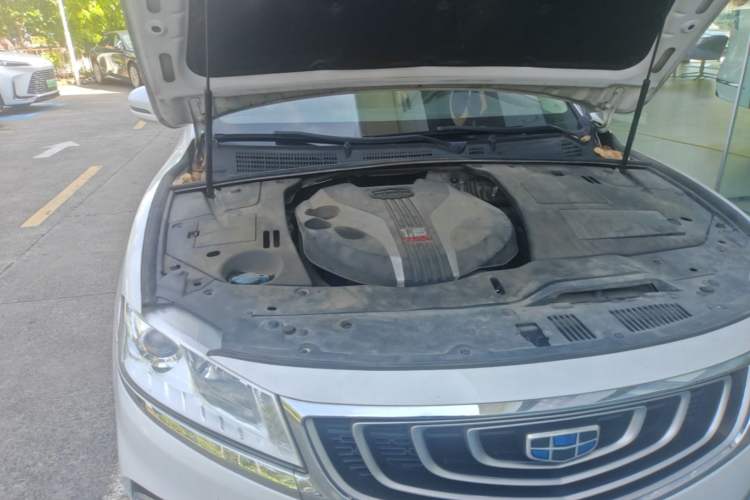 Used Geely Auto Emgrand GT 2017 1.8T Luxury Model Engine Bay Right