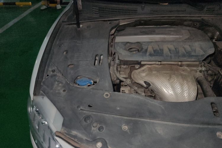 Used Geely Auto Emgrand GT 2017 2.4L Zunya Model Engine Bay Right