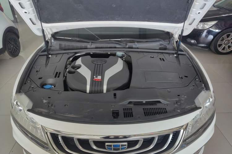 Used Geely Auto Emgrand GT 2017 1.8T Luxury Model Engine Bay