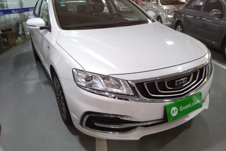 Used Geely Auto Emgrand GT 2017 1.8T Luxury Model Front Right 45 Deg
