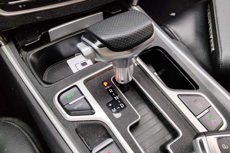 Used Geely Auto Emgrand GT 2017 1.8T Luxury Model Gear Lever