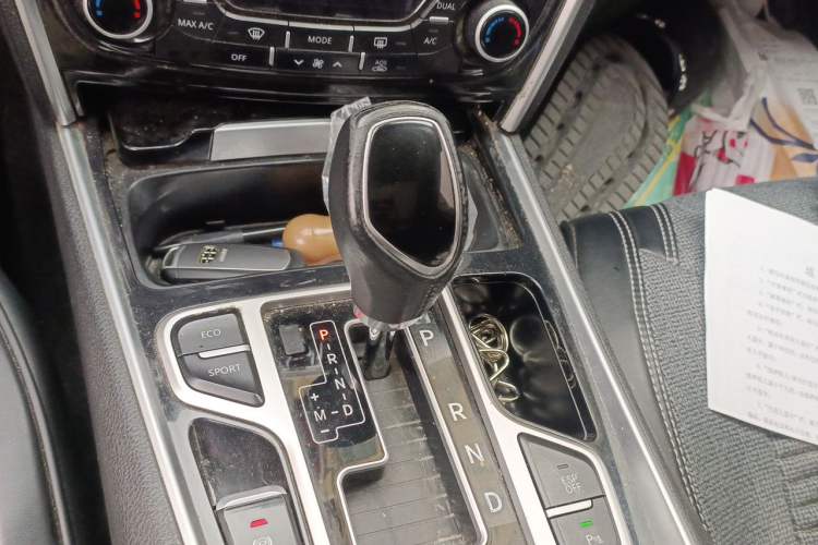 Used Geely Auto Emgrand GT 2017 1.8T Comfort Model Gear Lever