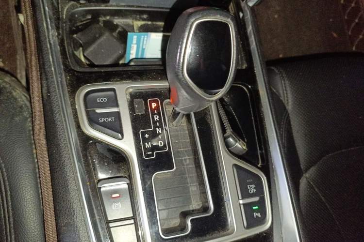 Used Geely Auto Emgrand GT 2017 1.8T Comfort Model Gear Lever