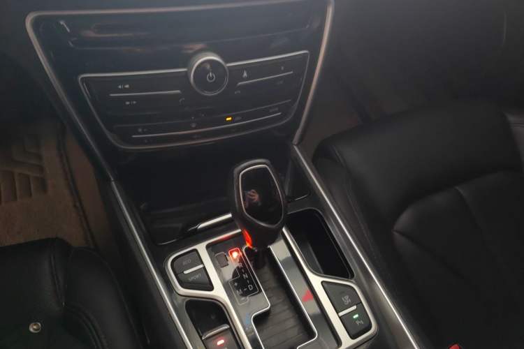 Used Geely Auto Emgrand GT 2017 1.8T Luxury Model Gear Lever