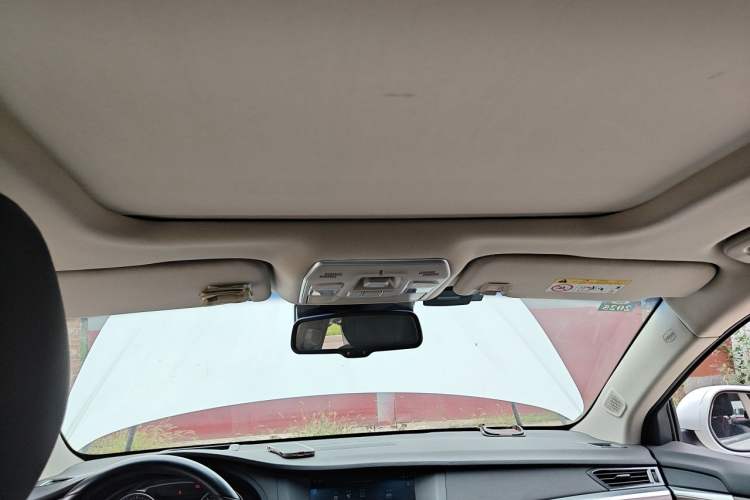 Used Geely Auto Emgrand GT 2017 1.8T Flagship 4G Edition Headliner