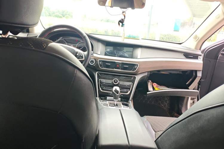 Used Geely Auto Emgrand GT 2017 2.4L Luxury Model Headliner