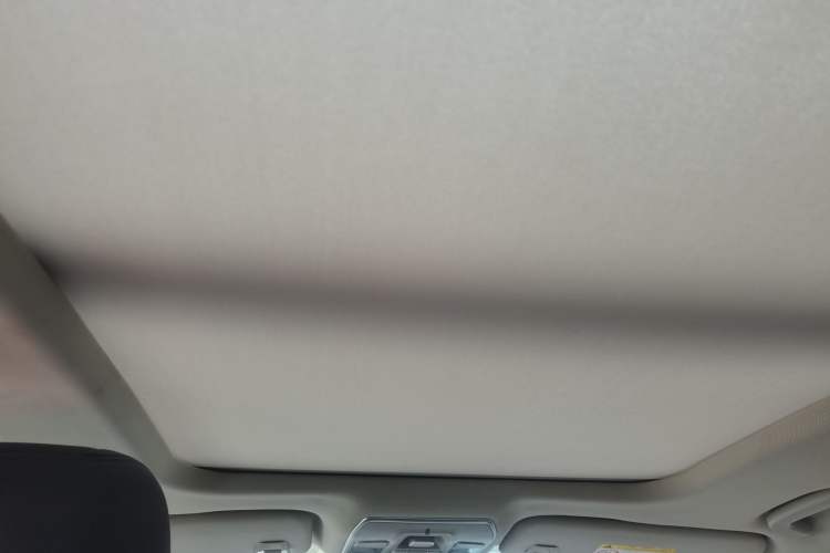Used Geely Auto Emgrand GT 2017 2.4L Comfort Model Headliner