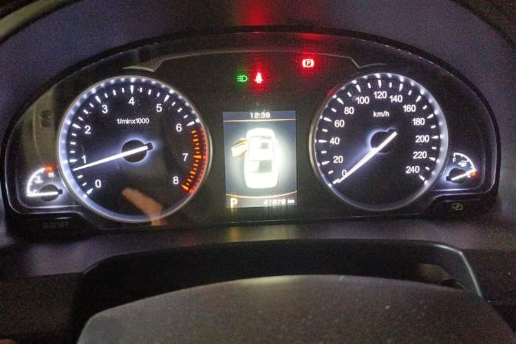 Used Geely Auto Emgrand GT 2017 1.8T Comfort Model Instrument Cluster