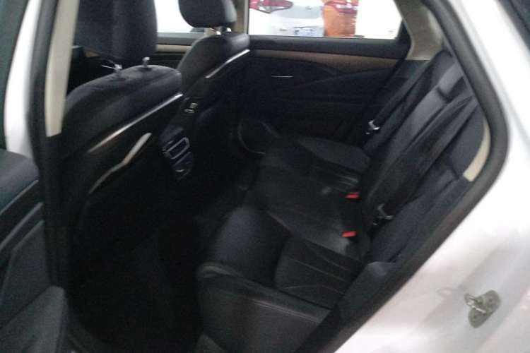 Used Geely Auto Emgrand GT 2017 1.8T Luxury Model Left Rear Seat