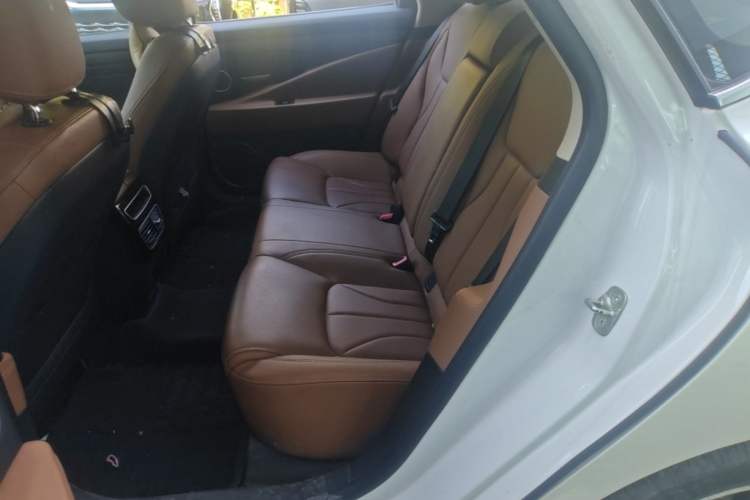 Used Geely Auto Emgrand GT 2017 1.8T Luxury Model Left Rear Seat