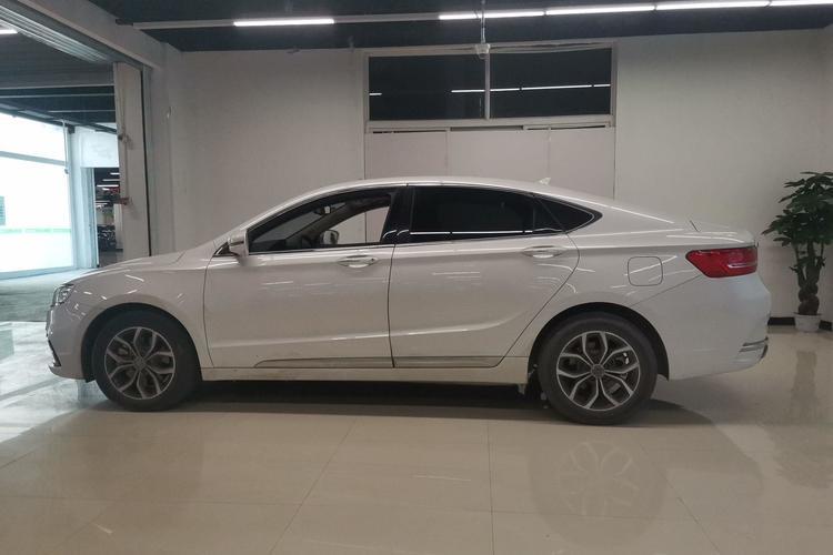Used Geely Auto Emgrand GT 2017 2.4L Luxury Model Left Side