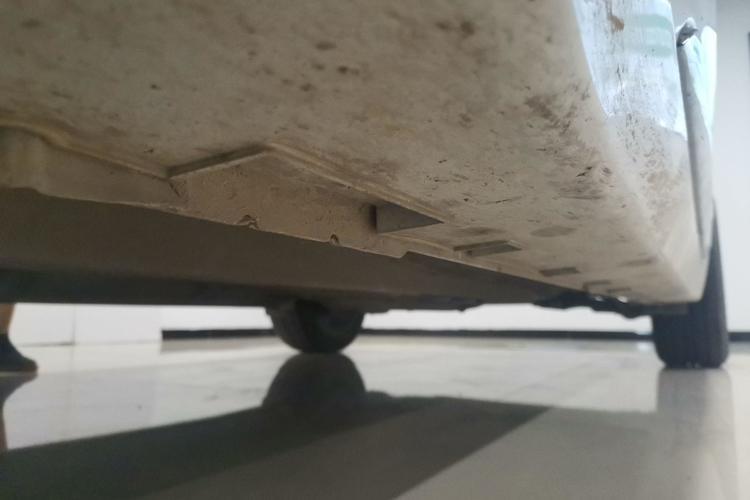 Used Geely Auto Emgrand GT 2017 2.4L Luxury Model Left Side Sill