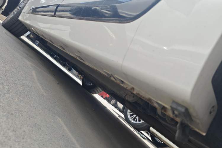 Used Geely Auto Emgrand GT 2017 1.8T Luxury Model Left Side Sill
