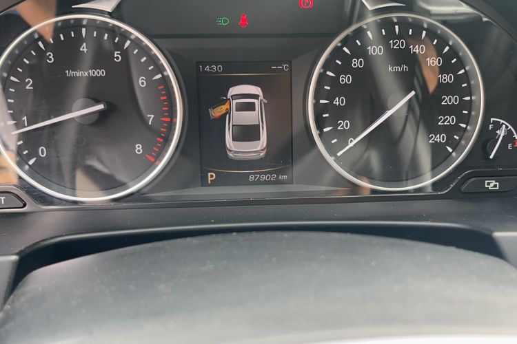 Used Geely Auto Emgrand GT 2017 1.8T Comfort Model Odometer Close Up
