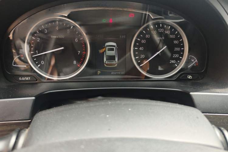 Used Geely Auto Emgrand GT 2017 1.8T Comfort Model Odometer Close Up