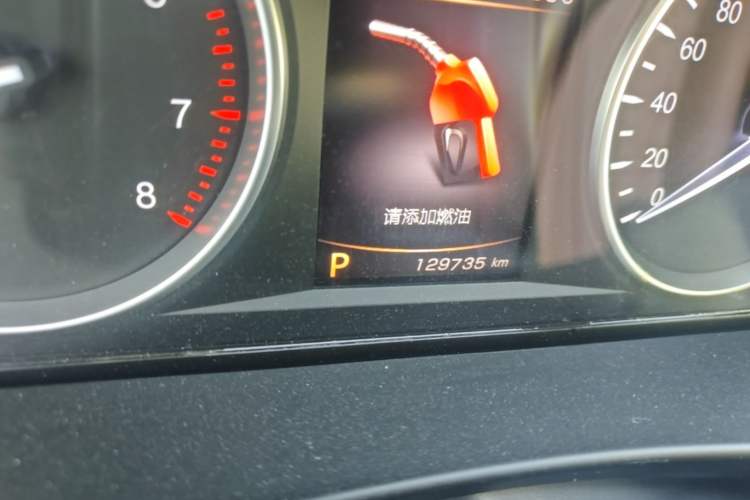 Used Geely Auto Emgrand GT 2017 1.8T Luxury Model Odometer Close Up