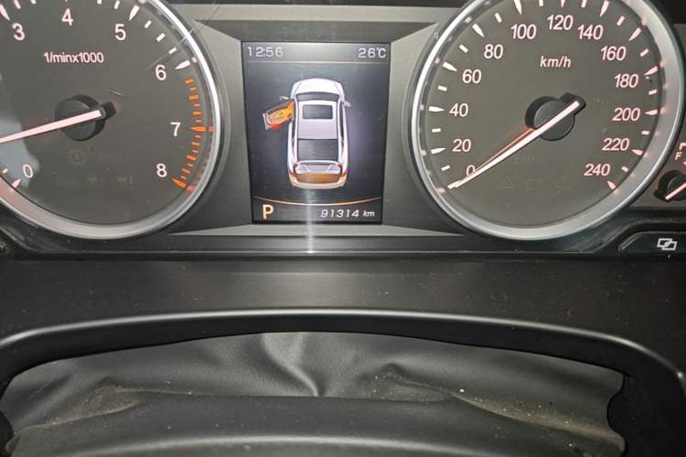 Used Geely Auto Emgrand GT 2017 2.4L Comfort Model Odometer Close Up