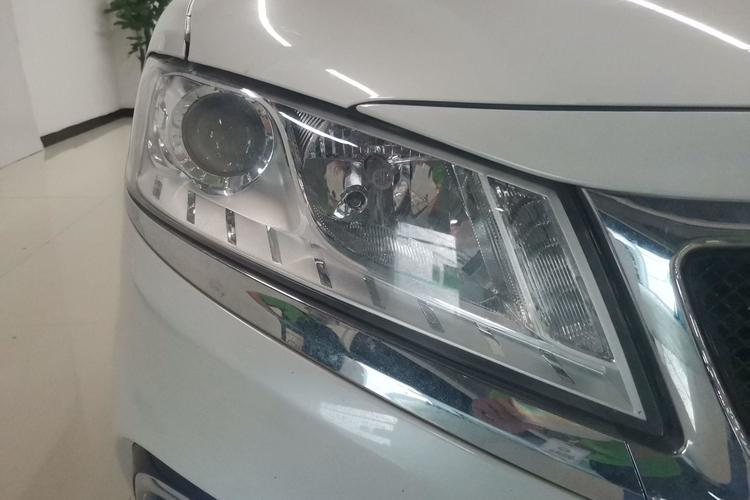 Used Geely Auto Emgrand GT 2017 2.4L Luxury Model Right Front Headlight