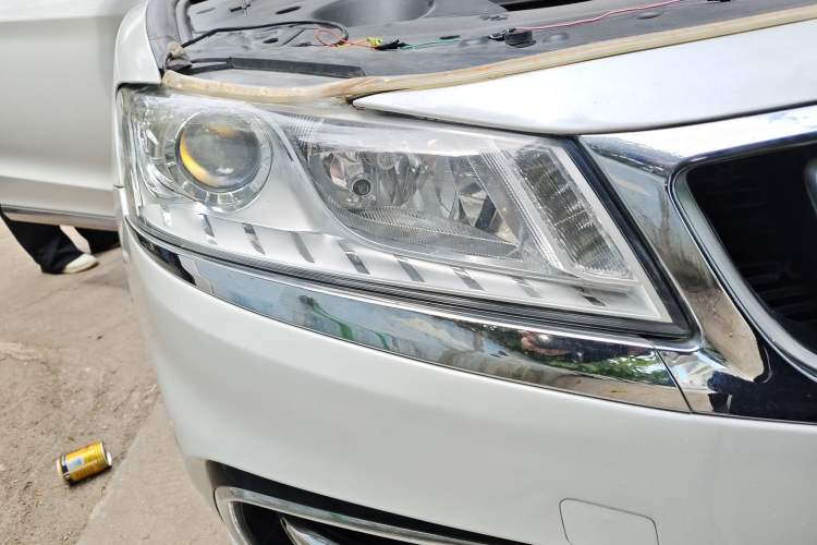 Used Geely Auto Emgrand GT 2017 2.4L Zunya Model Right Front Headlight