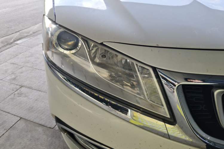Used Geely Auto Emgrand GT 2017 2.4L Comfort Model Right Front Headlight