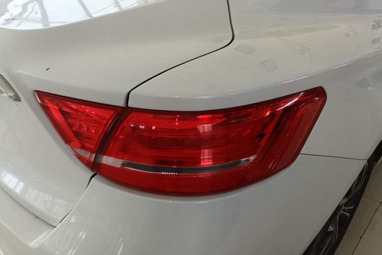 Used Geely Auto Emgrand GT 2017 2.4L Comfort Model Right Rear Taillight