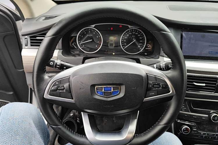 Used Geely Auto Emgrand GT 2017 2.4L Comfort Model Steering Wheel