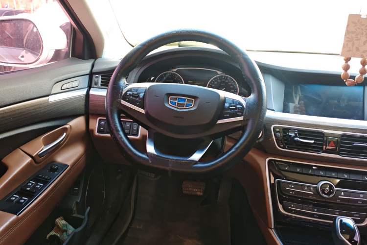 Used Geely Auto Emgrand GT 2017 1.8T Flagship Model Steering Wheel