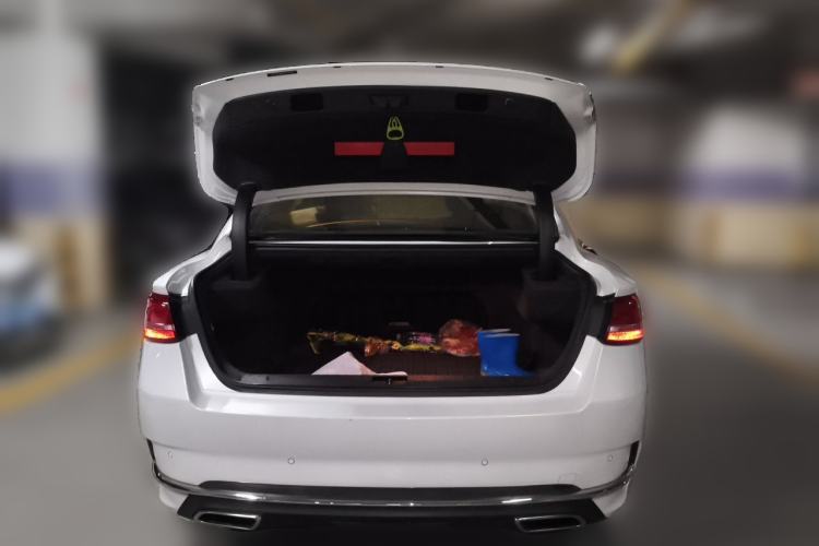 Used Geely Auto Emgrand GT 2017 1.8T Flagship 4G Edition Trunk