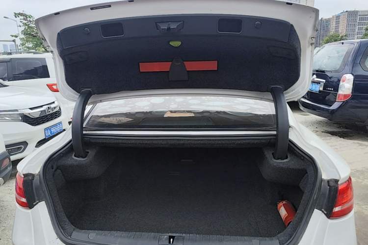 Used Geely Auto Emgrand GT 2017 2.4L Comfort Model Trunk