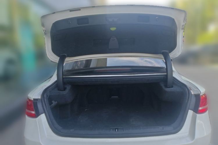 Used Geely Auto Emgrand GT 2017 1.8T Luxury Model Trunk