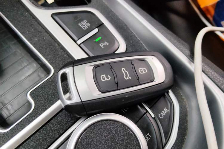 Used Geely Auto Emgrand GT 2017 1.8T Luxury Model Vehicle Key