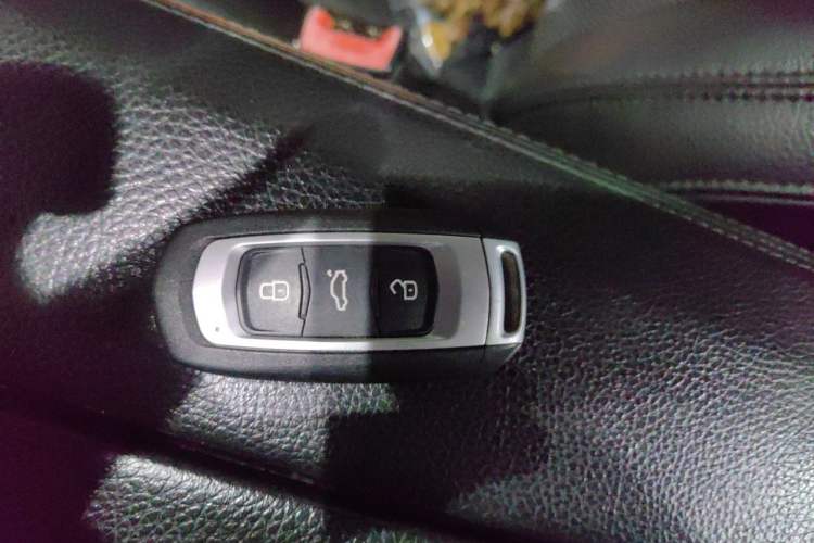 Used Geely Auto Emgrand GT 2017 1.8T Luxury Model Vehicle Key