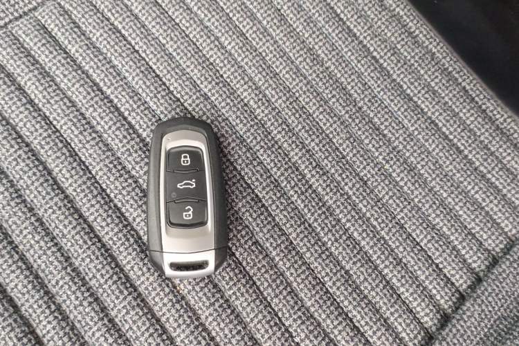 Used Geely Auto Emgrand GT 2017 1.8T Comfort Model Vehicle Key