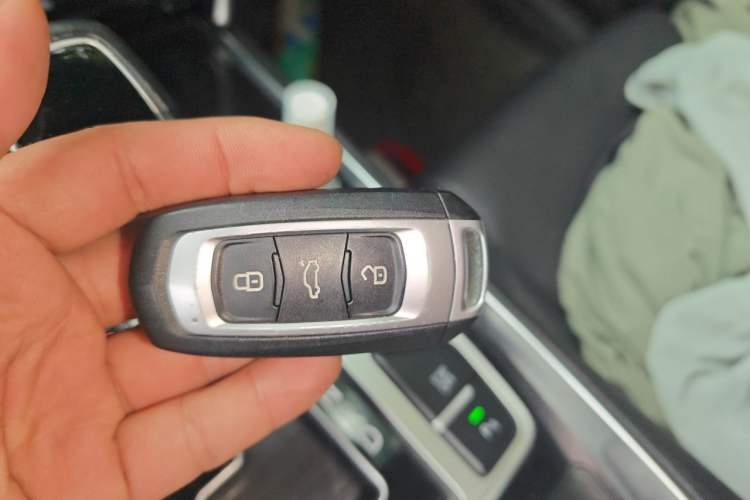 Used Geely Auto Emgrand GT 2017 2.4L Comfort Model Vehicle Key