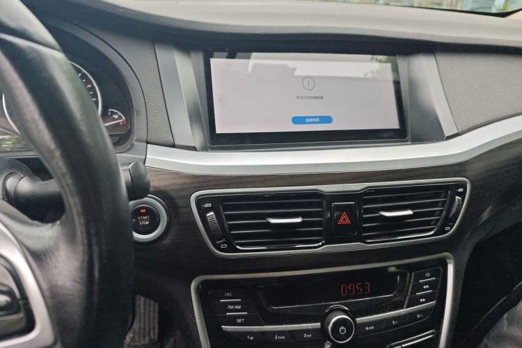 Used Geely Auto Emgrand GT 2017 2.4L Comfort Model Audio And AC Panel