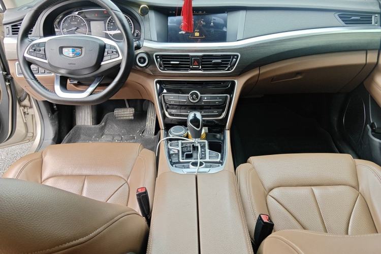 Used Geely Auto Emgrand GT 2017 1.8T Luxury Model Center Console