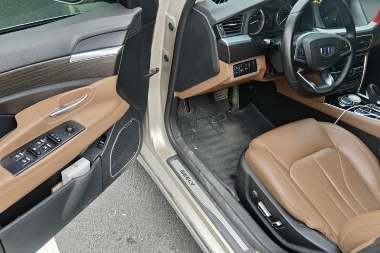 Used Geely Auto Emgrand GT 2017 1.8T Luxury Model Driver Seat