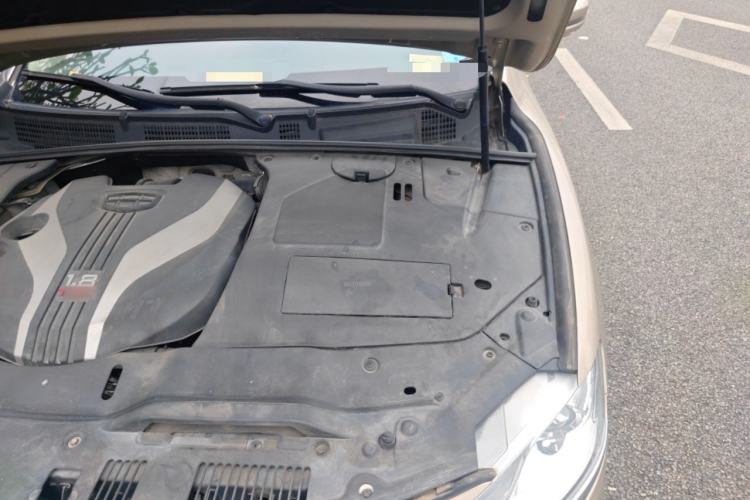 Used Geely Auto Emgrand GT 2017 1.8T Luxury Model Engine Bay Left