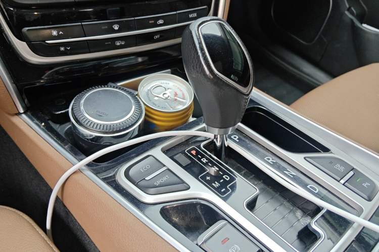 Used Geely Auto Emgrand GT 2017 1.8T Luxury Model Gear Lever