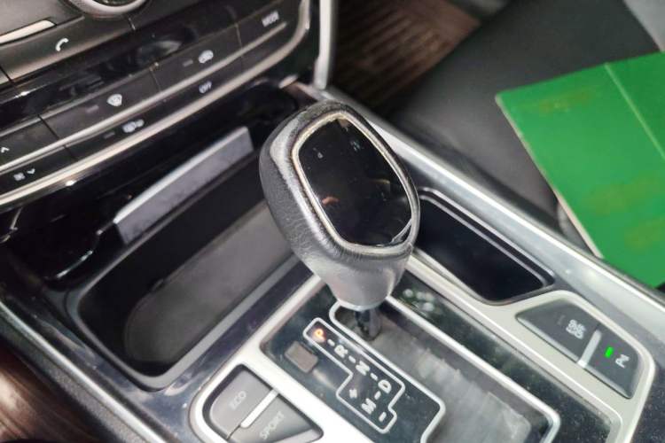 Used Geely Auto Emgrand GT 2017 1.8T Luxury Model Gear Lever